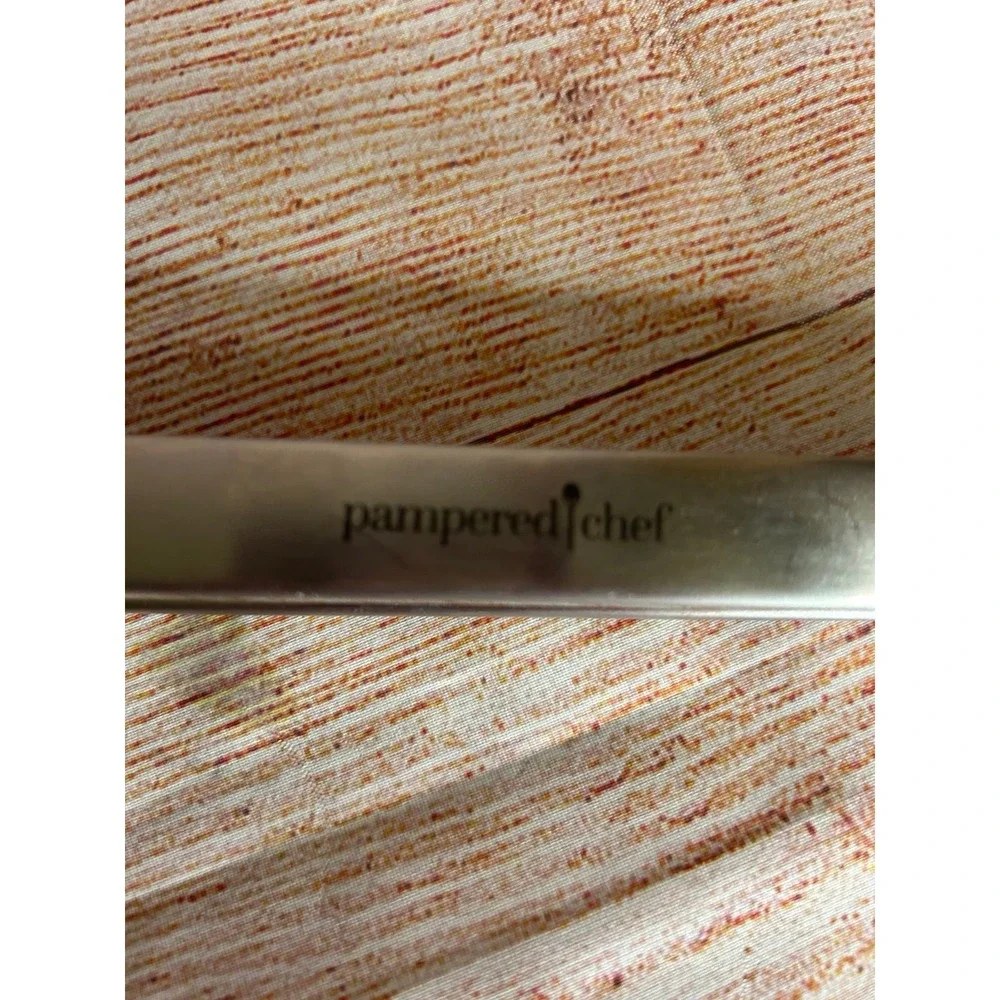 Pampered chef tong spatula